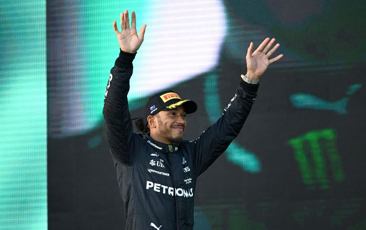 Hamilton sostituì Schumi in Mercedes 