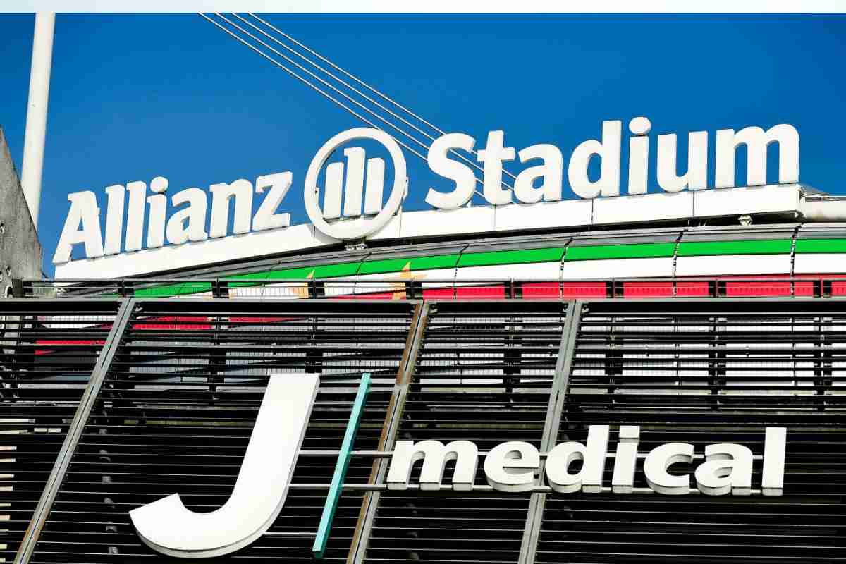 Carlos Alcaraz visite mediche J Medical Juventus