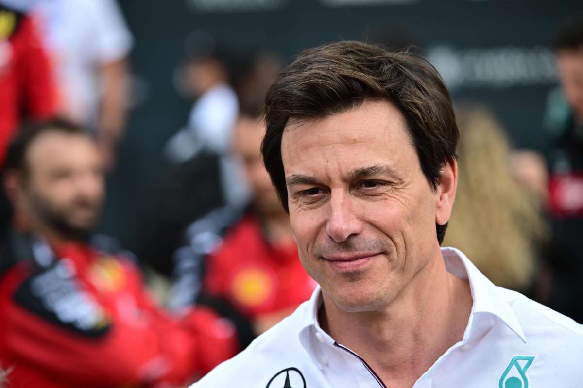 Wolff pensa a Verstappen in Mercedes