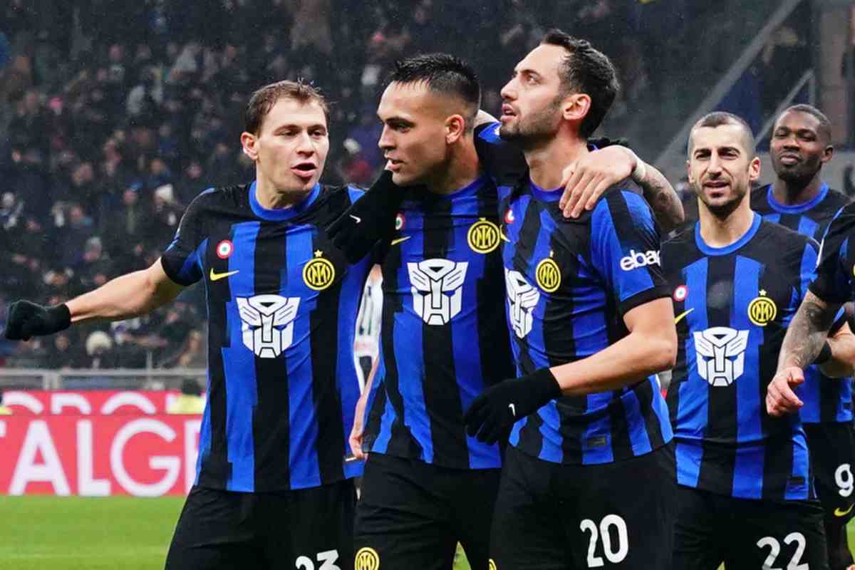 "Calciatore pagliaccio", scoppia la polemica in casa Inter