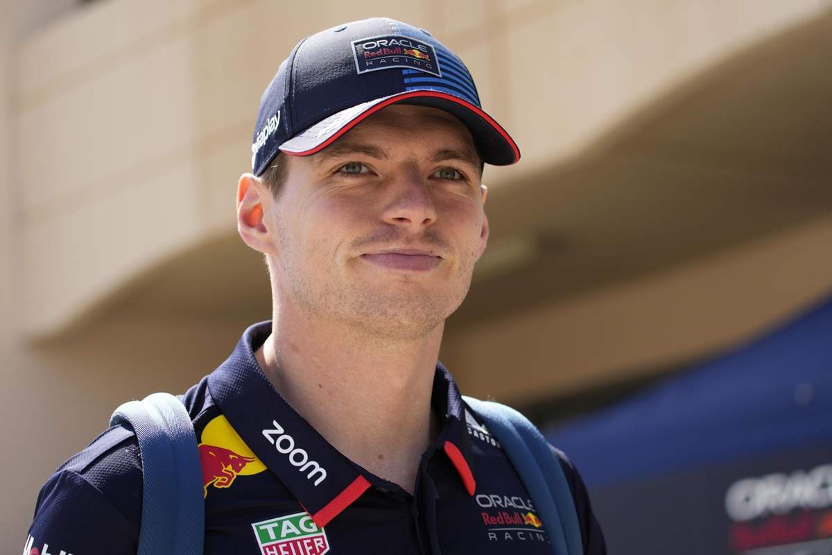 Max Verstappen pronto a lasciare Red Bull per Ferrari o Mercedes