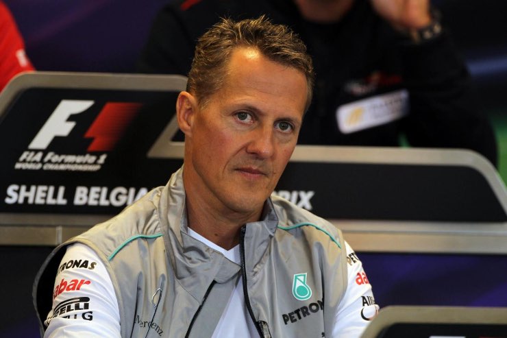 Finta intervista a Schumacher con l'IA