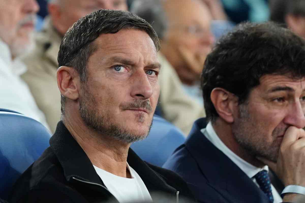 Guai col fisco per Francesco Totti: c'entra la Partita Iva