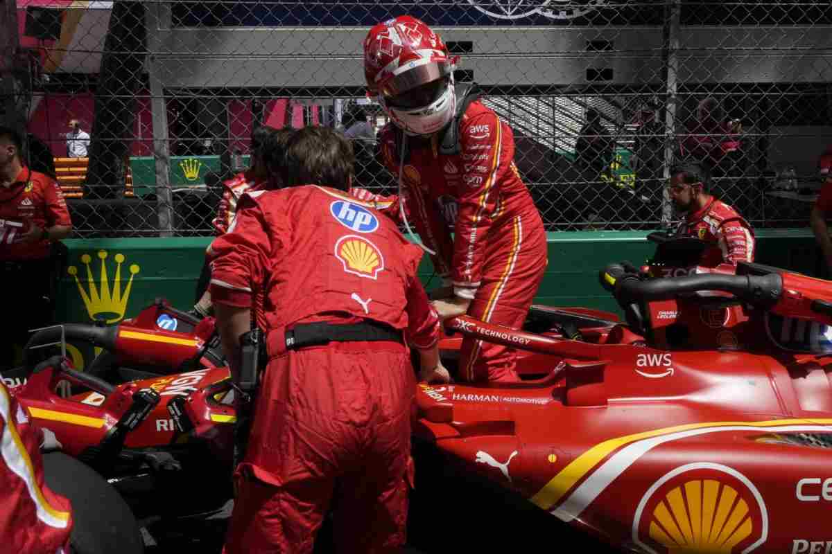 Leclerc vince con Ferrari a Monaco e regala il casco alla famiglia di Jules Bianchi