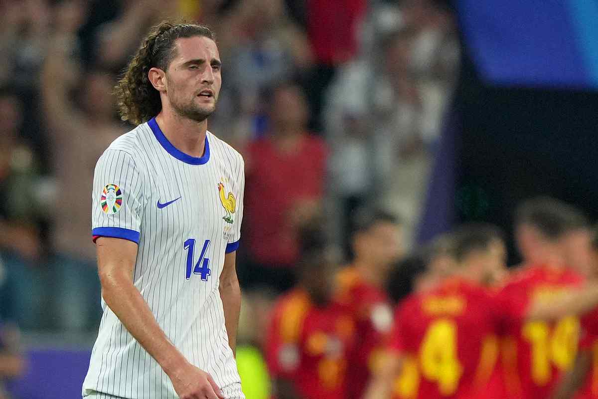 Adrien Rabiot è il colpo a sorpresa, beffa al Milan