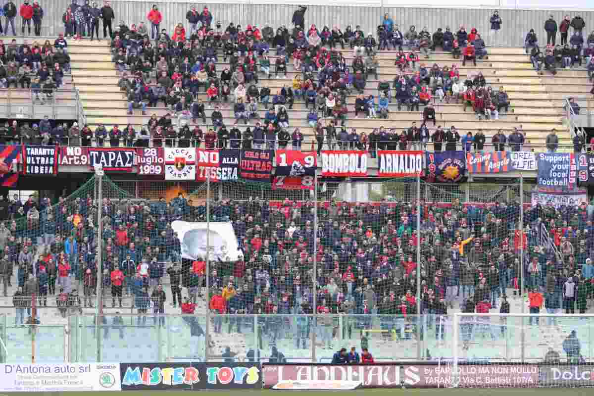 Curva Taranto chiusa: è ufficiale