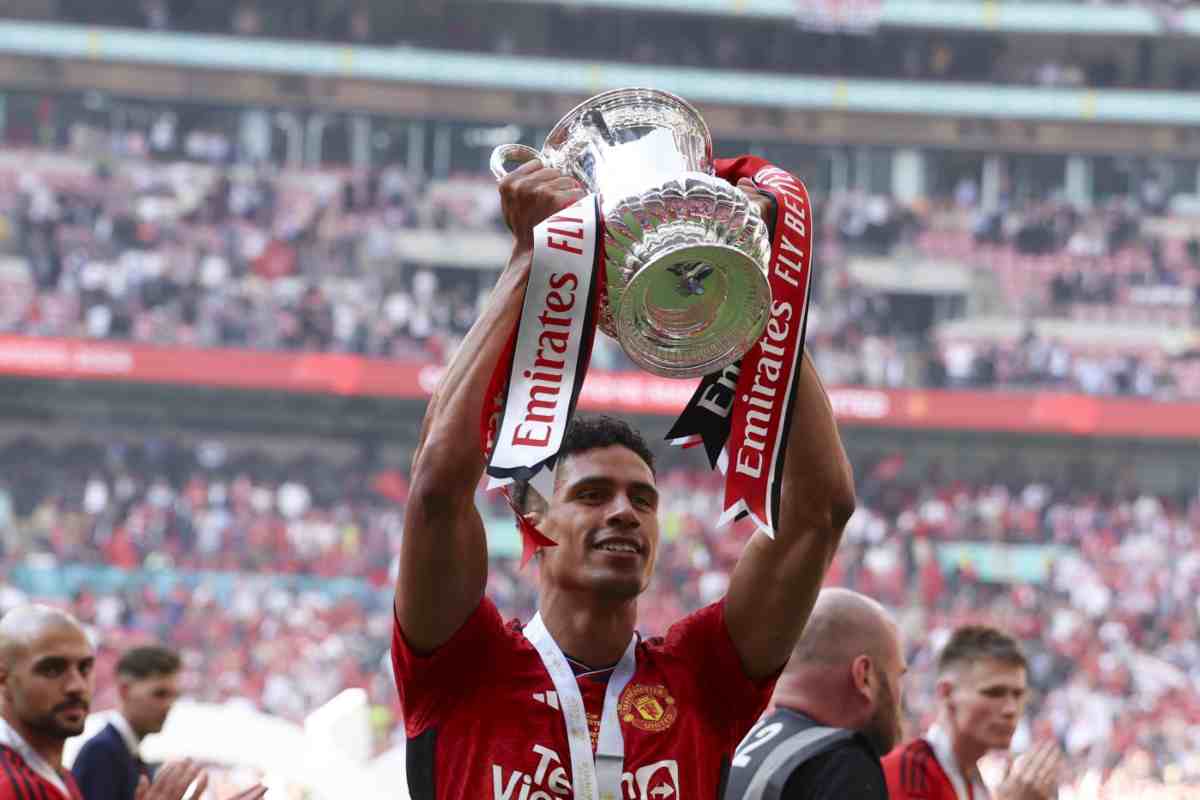 Raphael Varane fuori rosa al Como