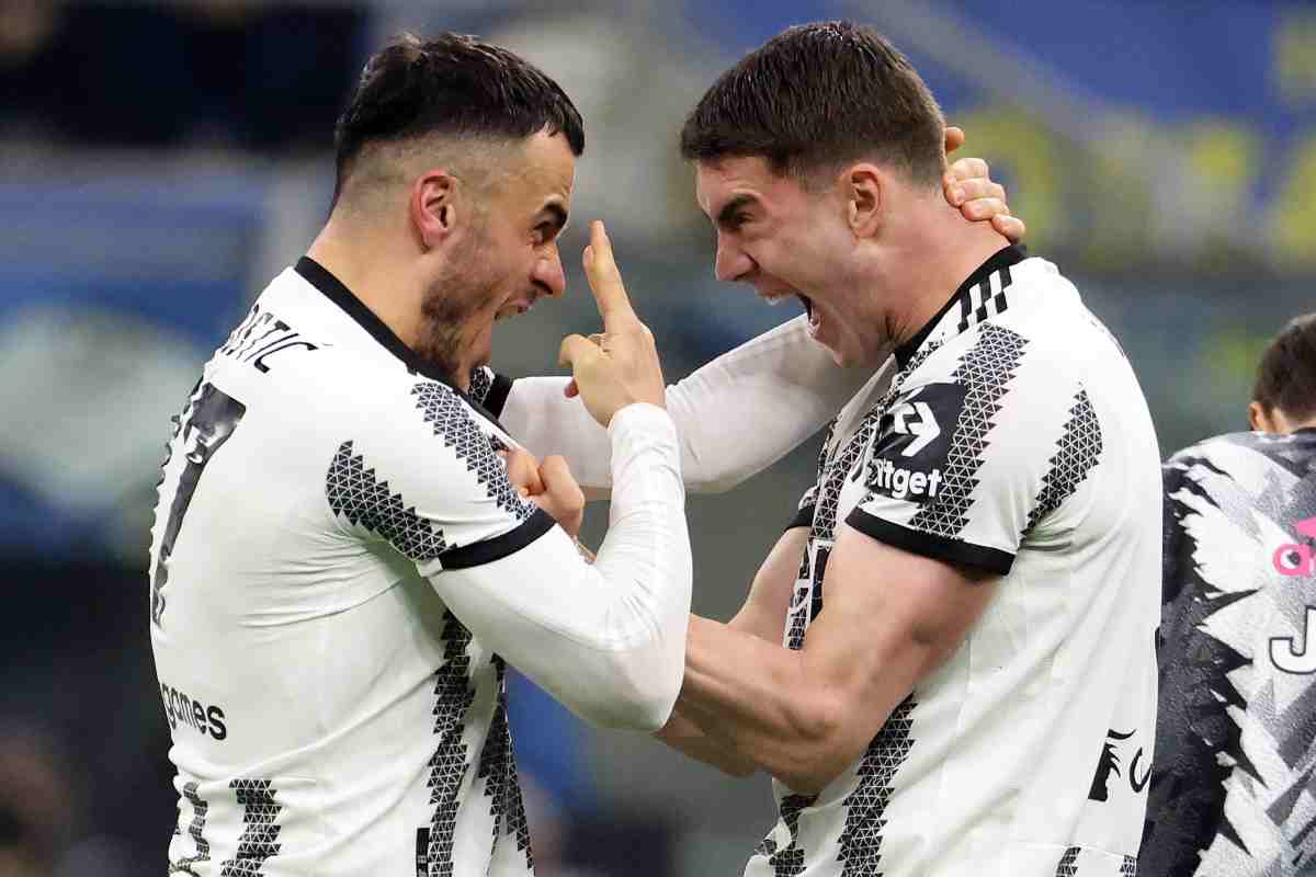 Juve e Fiorentina: maxi scambio, coinvolti 3 calciatori