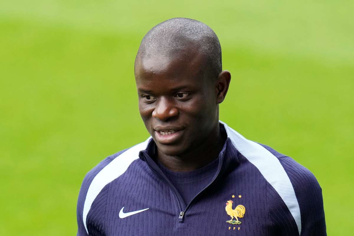 Kanté lascia l'Arabia e torna in Europa