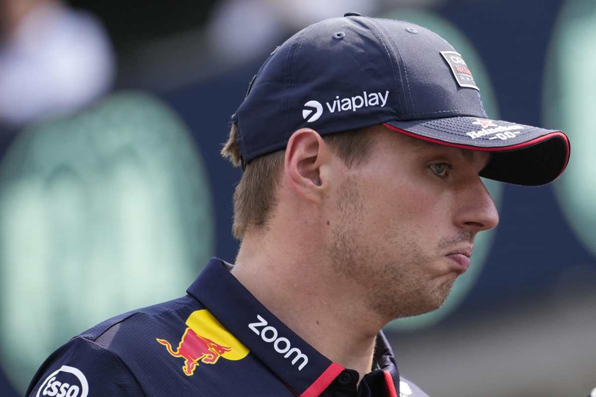 Verstappen, gesto esplosivo davanti alle telecamere